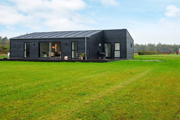 Stijlvol vakantiehuis voor 8 bij het Kvie Sø meer in Ansager - thumbnail 1