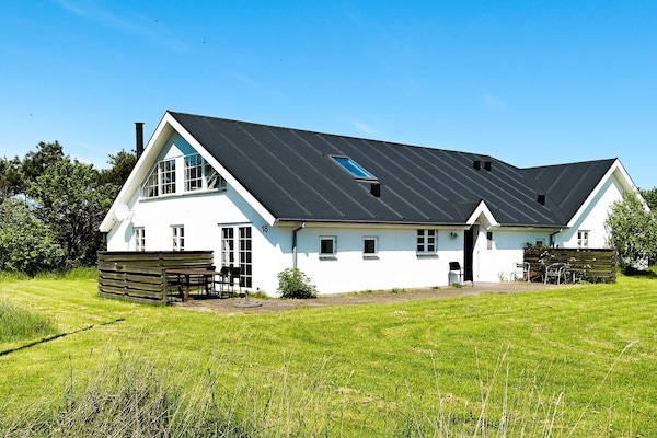 Ruim vakantiehuis met sauna en panoramisch uitzicht op de heide bij Vorupør - thumbnail 3