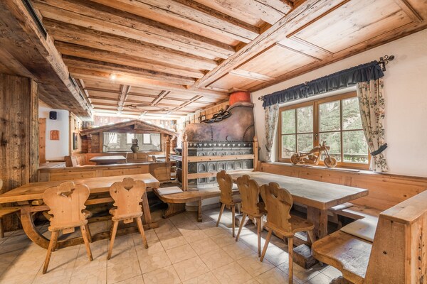 Herzebenalm: Rustiek landhuis voor 15 personen direct aan de rodelbaan in Stubaital - thumbnail 3