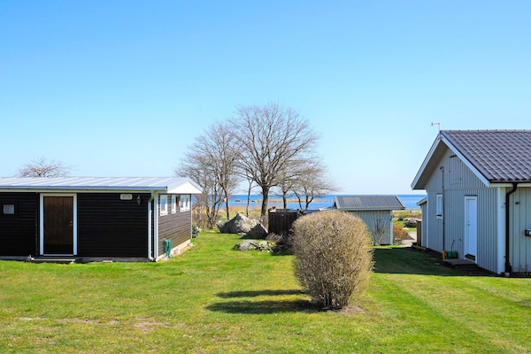 Zweedse stuga op 80 meter van zee met zandstrand bij Sölvesborg - thumbnail 2