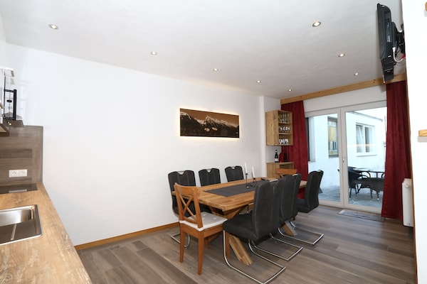 Ruim appartement voor 8 in dorpshart Fügen, vlakbij skilift en thermaalbad - thumbnail 5