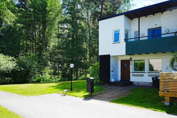 Modern vakantiehuis op Ekerö, 800m van meer en vlakbij golfbaan - thumbnail 4