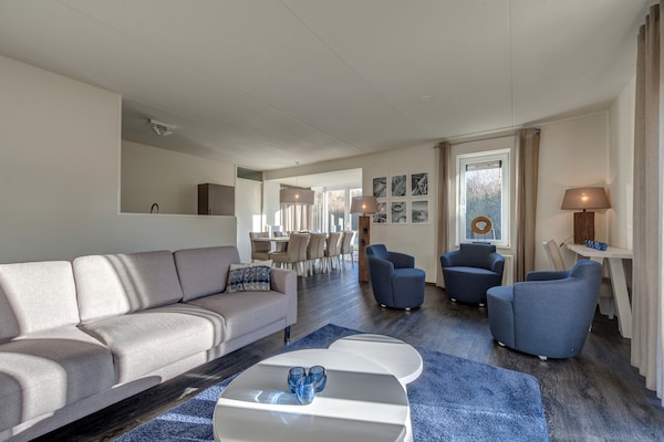 Luxe vrijstaande villa met sauna, 10 min. van Noordzeestrand - thumbnail 6