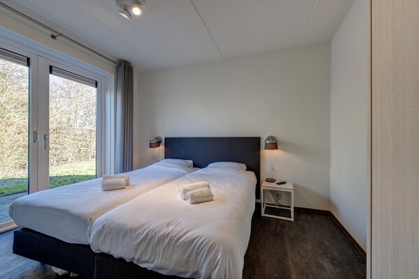 Luxe vrijstaande villa met sauna, 10 min. van Noordzeestrand - thumbnail 5