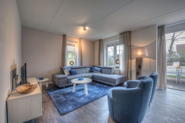 Gerenioveerde villa met sauna op 1 km van het Noordzeestrand - thumbnail 3