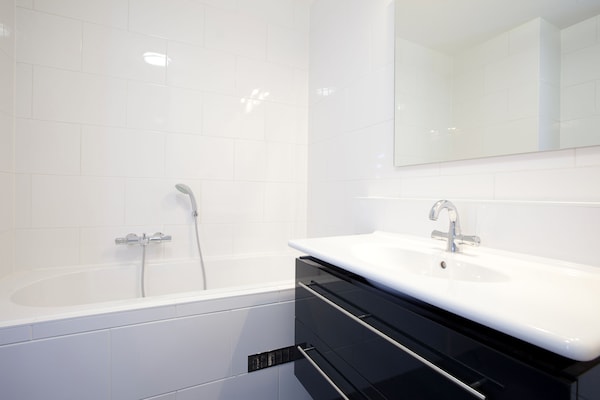 Modern gelijkvloers appartement aan de haven van Scheveningen - thumbnail 5