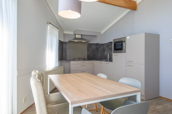 Moderne familiebungalow op 5 minuten lopen van het strand van Domburg - thumbnail 3