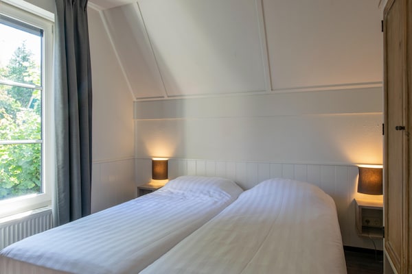 Villa De Katjeskelder 18: Luxe groepsaccommodatie met sauna in Oosterhout - thumbnail 4