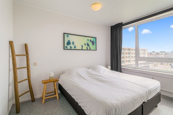 Vitamine Zee: modern appartement met zeezicht en balkon in Egmond aan Zee - thumbnail 5