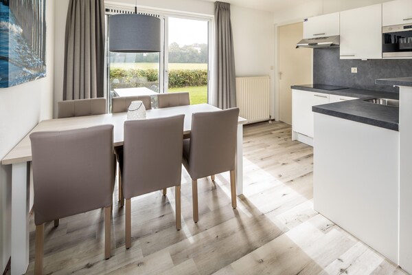 Gerestylede vrijstaande villa op kindvriendelijk vakantiepark, 1 km van strand - thumbnail 6