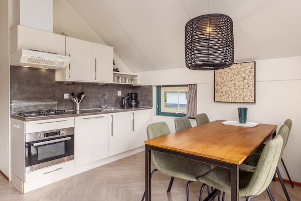Vrijstaande bungalow voor 6 personen op vakantiepark De Veluwse Hoevegaerde - thumbnail 3