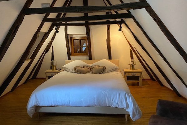 Sfeervol jaren 30 vakantiehuis met privézwembad in Altillac - thumbnail 4