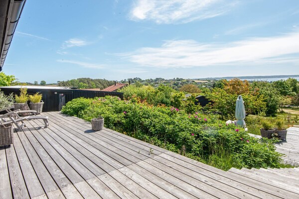 Vrijstaand vakantiehuis met panoramisch uitzicht op de baai van Ebeltoft - thumbnail 4
