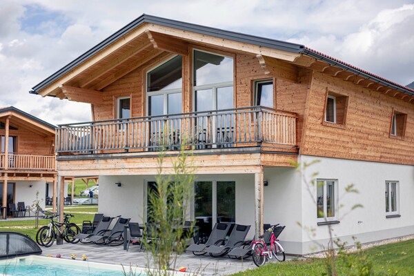Luxe chalet in Inzell met privézwembad, sauna en Alpenpanorama voor 6 personen - thumbnail 3