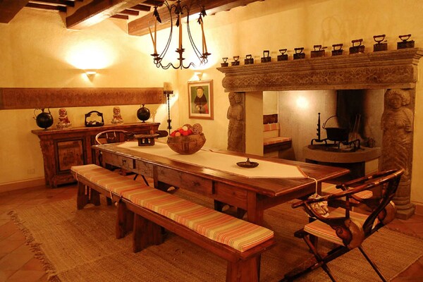 Ruim Toscaans vakantiehuis met privézwembad, sauna en jacuzzi in Seggiano - thumbnail 6