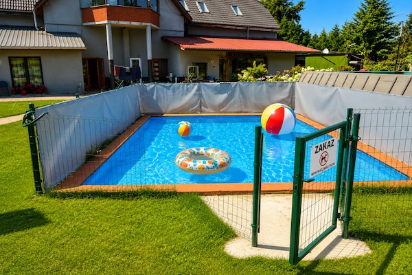 Comfortabel vakantiehuis voor 8 op familiepark bij Swinoujscie, 3 km van zee - thumbnail 4