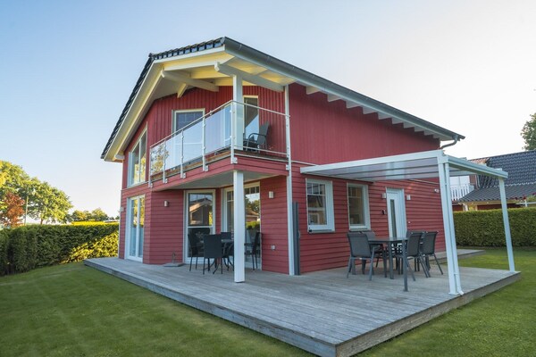 Vrijstaand vakantiehuis met sauna en privéstrand aan de Dümmersee - thumbnail 1