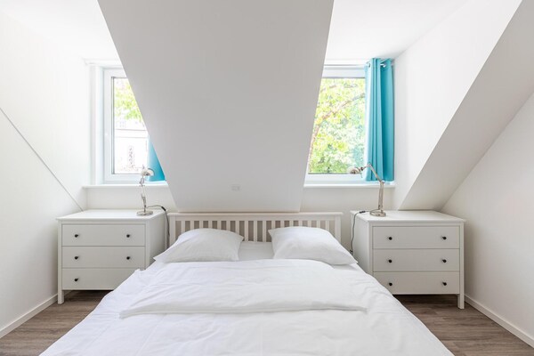 Appartement am Torhaus: Stijlvol verblijf aan het kasteelpark in Husum - thumbnail 4