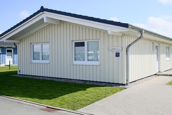 Luxe vrijstaand vakantiehuis op 30 meter van de Noordzee in Dagebüll - thumbnail 2