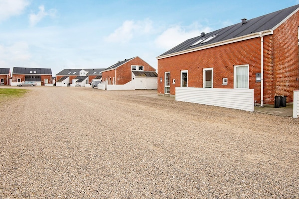 Licht appartement voor 6 op Rømø, met terras en vlakbij strand - thumbnail 1