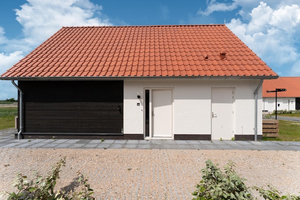 Modern vakantiehuis Wulpdal 51, op 300m van strand in Zeeland - thumbnail 6