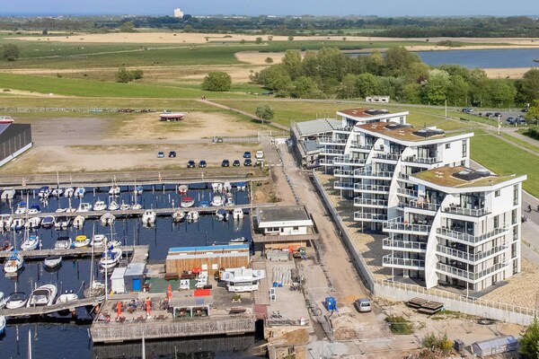 6-persoons appartement aan zee in Wendtorf - thumbnail 4