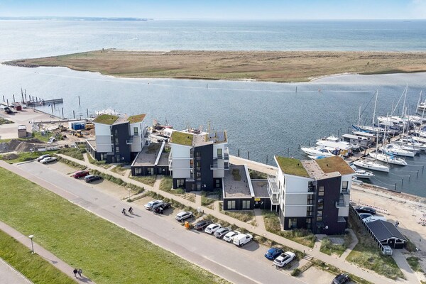 6-persoons modern appartement aan zee in Wendtorf · 6 pers. - thumbnail 1