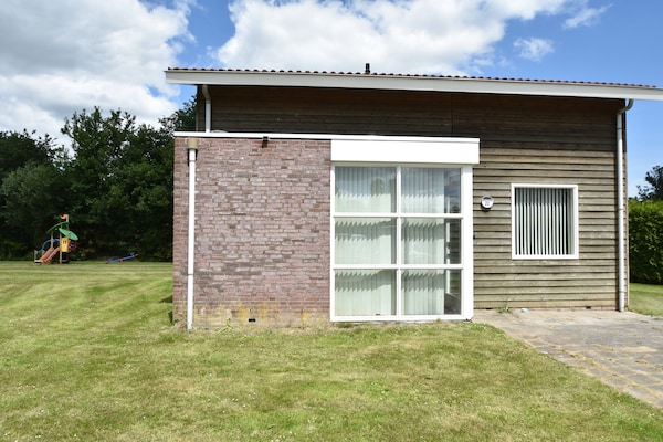 Horsterwold 22: Vrijstaand vakantiehuis met zwembad en tennisbaan in Zeewolde - thumbnail 4