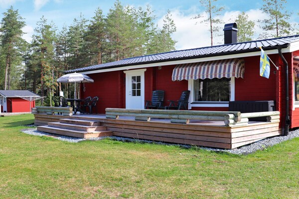 Rustiek vakantiehuis voor 8 personen aan de golfbaan in Dals-Långed - thumbnail 2
