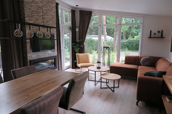 Luxe boshuis met rolstoeltoegankelijke badkamer op de Veluwe - thumbnail 2