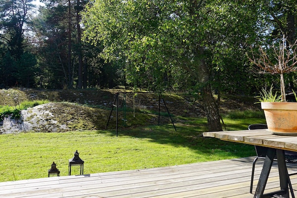 Vrijstaand vakantiehuis op Vindö, 250m van zee, 7 pers., golfbaan - thumbnail 5