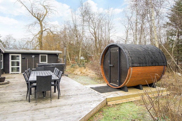 Ruim vakantiehuis aan de Deense kust bij Vig met sauna en boszicht - thumbnail 5