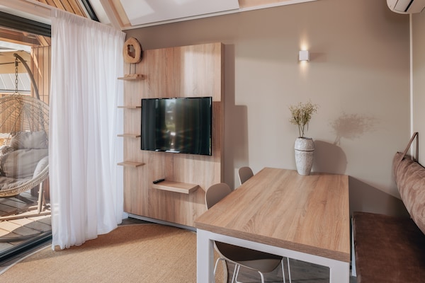 Tiny house aan zee op luxe resort in Nieuwvliet-Bad - thumbnail 4
