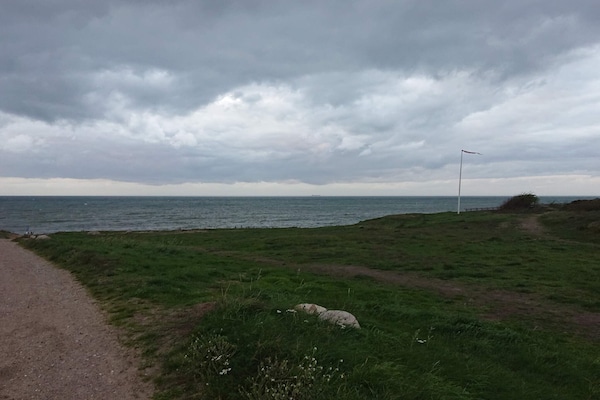 Licht vakantiehuis met serre en tuin op 1,4 km van zee bij Græsted - thumbnail 3