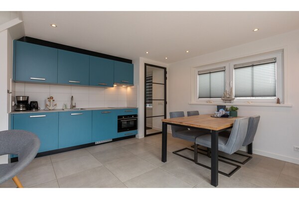 Modern vakantiehuis met tuin op loopafstand van strand Westkapelle - thumbnail 6