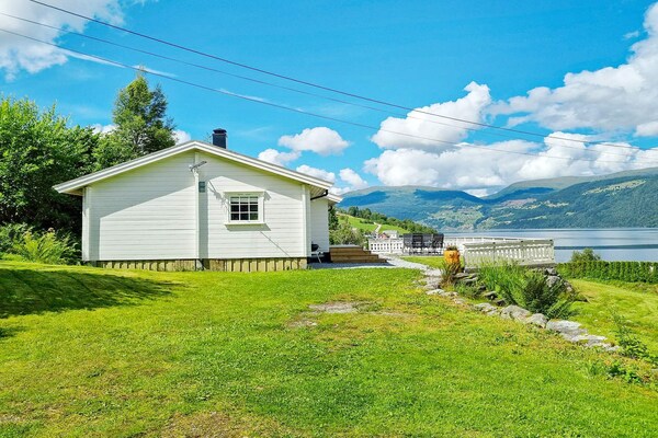 Vrijstaand vakantiehuis aan de fjord bij Utvik voor 4 personen - thumbnail 5