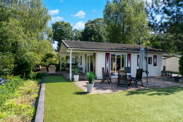 Vrijstaand vakantiehuis in bosrijke omgeving bij Voorthuizen - thumbnail 6
