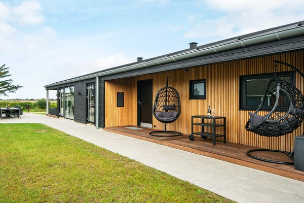 Architectonisch vakantiehuis met fjordzicht, sauna en whirlpool bij Vinderup - thumbnail 5