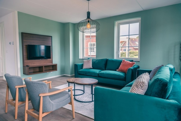 Moderne watervilla voor 8 personen in Medemblik - thumbnail 1