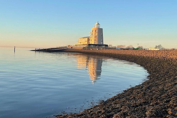 Casa Anna: Modern appartement met zeezicht en sauna aan de Oosterschelde - thumbnail 6