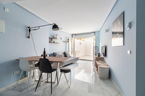 Luxe appartement aan zee met panoramisch uitzicht op de Middellandse Zee - thumbnail 2