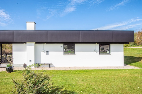 Groot vakantiehuis aan zee met panoramisch uitzicht op de Ebeltoft Vig - thumbnail 2
