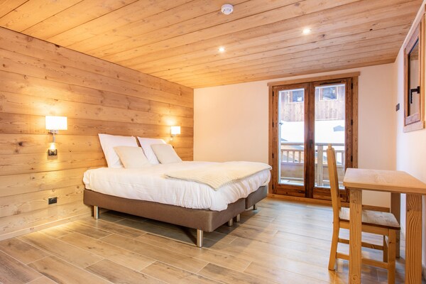 Chalet Le KB: Luxe voor 18 personen direct aan de piste in Champagny - thumbnail 3