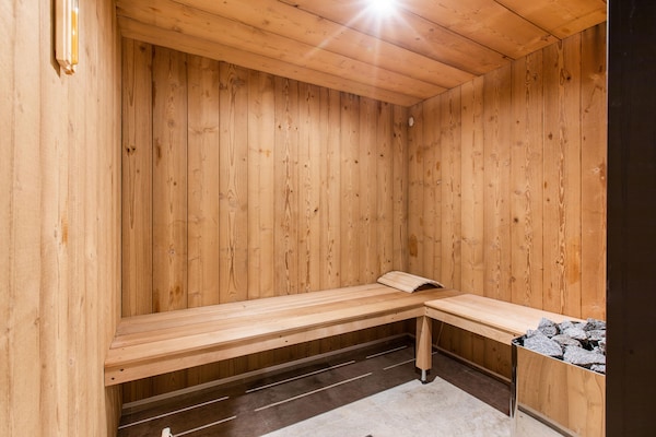 Chalet Le KB: Luxe voor 18 personen direct aan de piste in Champagny - thumbnail 4