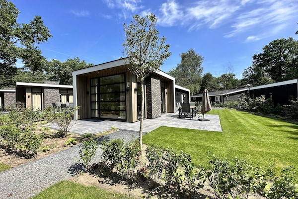 Moderne boshut voor 6 personen op Vakantiepark De Rimboe in Hoenderloo - thumbnail 6