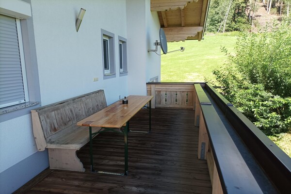 Rustiek vakantiehuis op bioboerderij aan de golfbaan in Hart im Zillertal - thumbnail 5