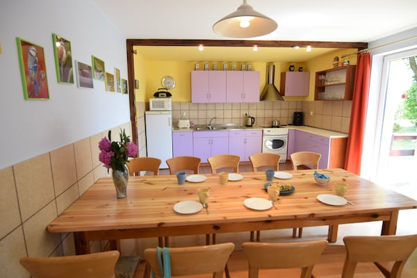 Ruim vakantiehuis voor 10 personen, 200m van het meer in Parchowo - thumbnail 3
