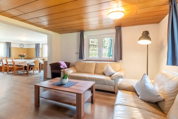 Modern appartement voor 8 personen direct aan de skipiste in Sankt Gallenkirch - thumbnail 3