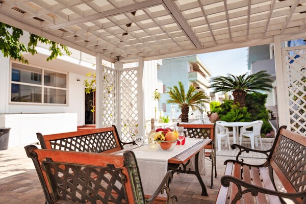 Elegant appartement met zwembad op 500m van het strand in Alba Adriatica - thumbnail 5