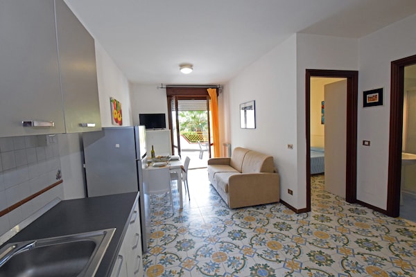 Aan het strand: Ruim appartement in Villa Rosa di Martinsicuro - thumbnail 3